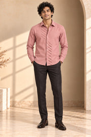 Diagonal Pleated Linen Shirt - front model