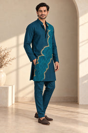 Turkish Green Embroidery Kurta - three-quarter model
